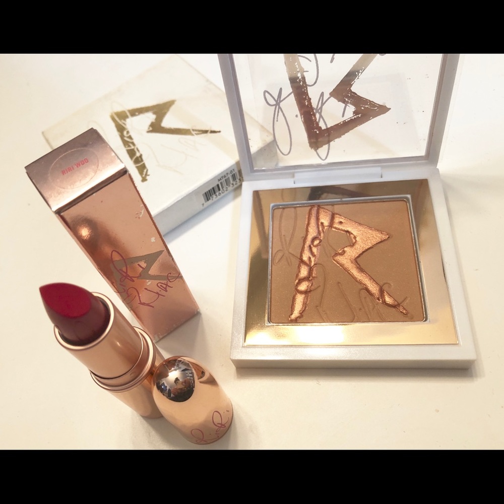Lipstick and bronzer Rhianna loves mac collection